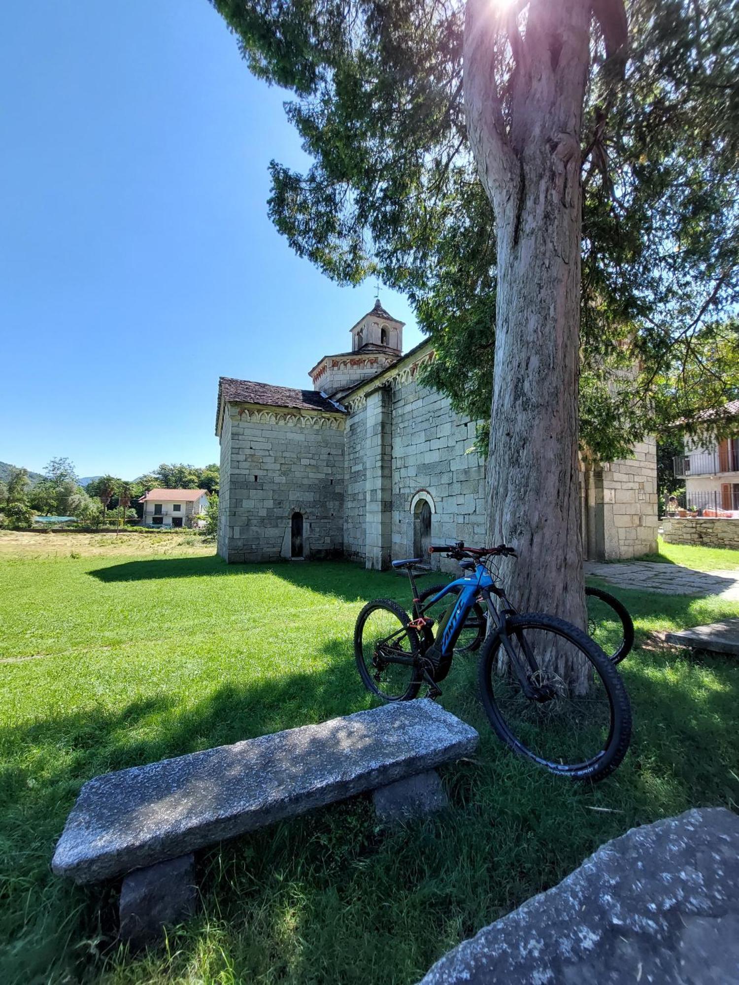 Ca Vincenza In Montorfano Apartment Mergozzo Luaran gambar